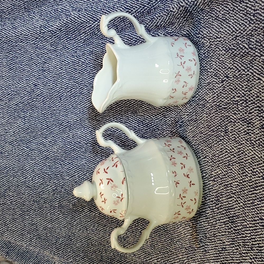 White and Red Floral Sugar Bowl and Creamer Set